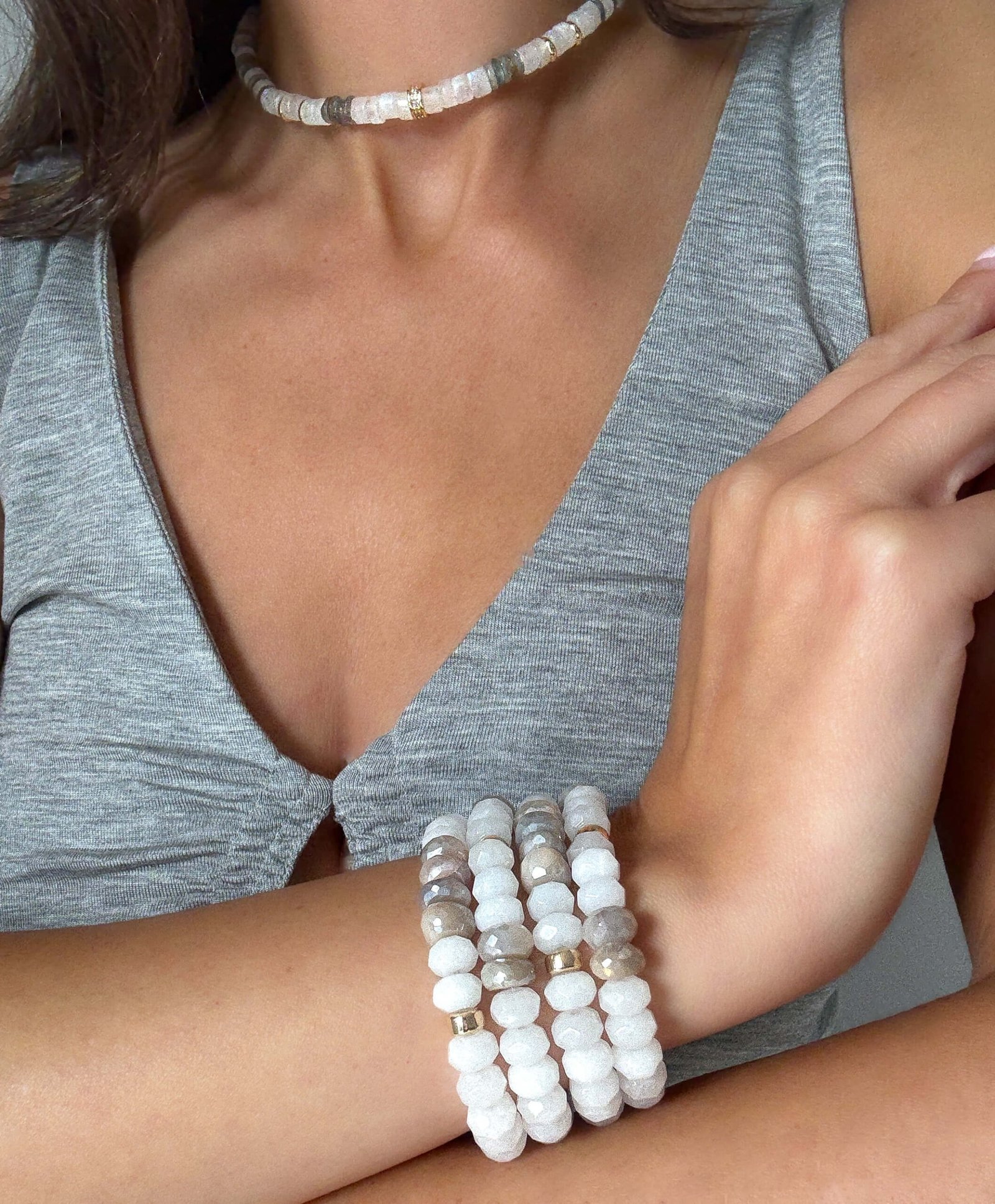 Gaia - Heishi Moonstone & Labradorite Necklace - Image 4